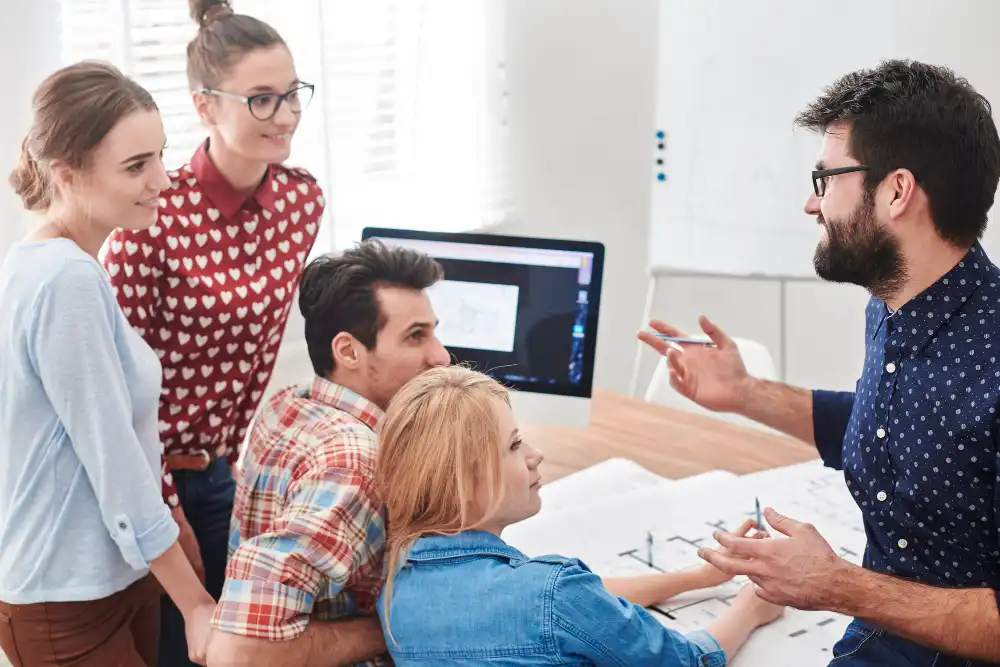 Ciclo di sviluppo MVP che mostra l'integrazione del feedback degli utenti e l'iterazione del prodotto